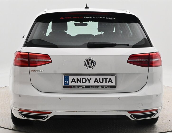 Volkswagen Passat Kombi 1,5 l 110 kw