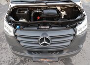 Mercedes-Benz Sprinter 17
