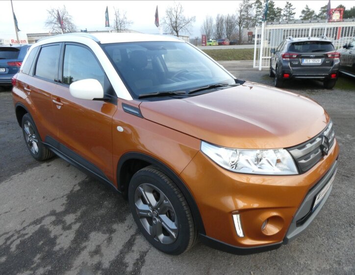 Suzuki Vitara 1