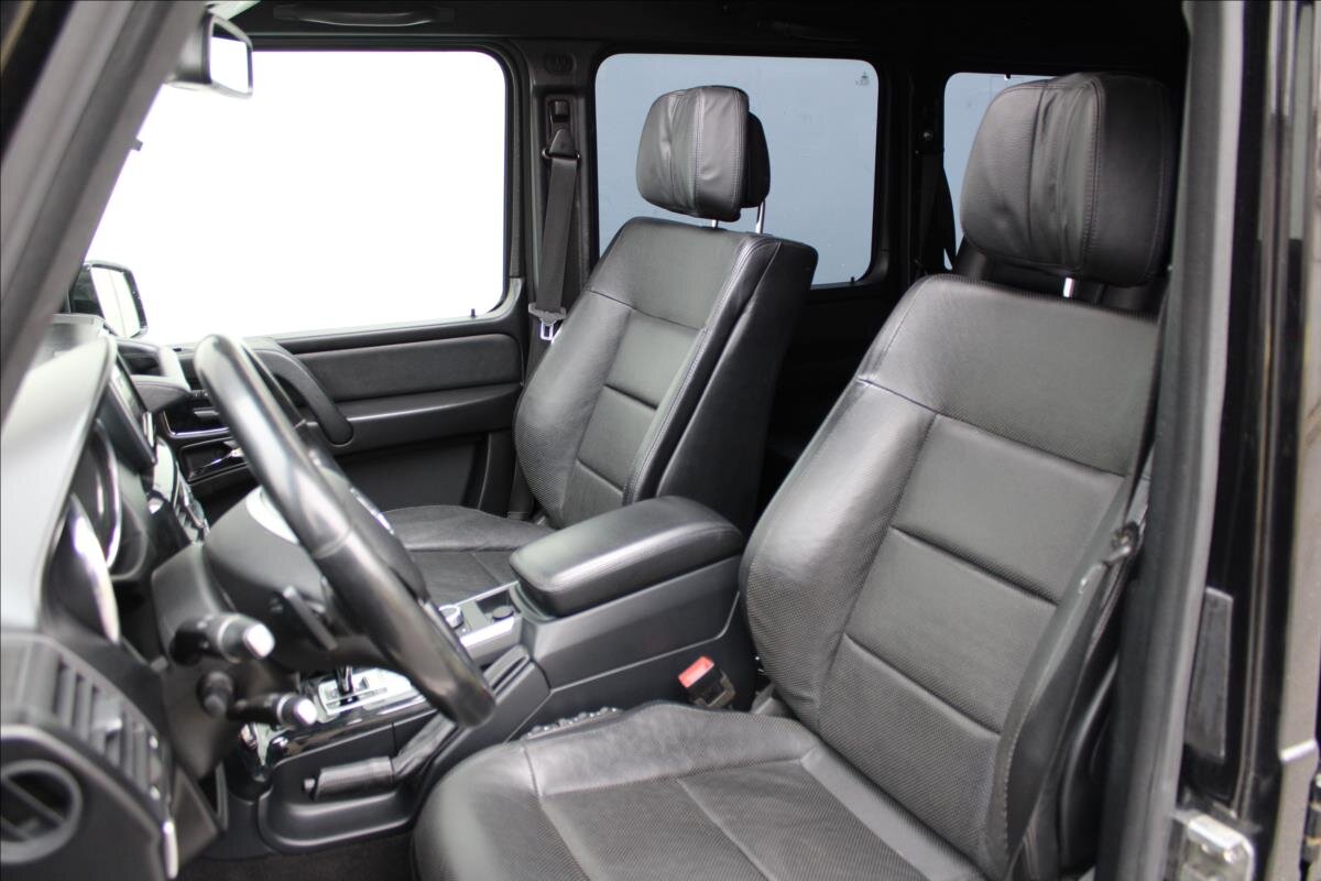 Mercedes-Benz Třídy G SUV / Terénní 3,0 l 155 kw