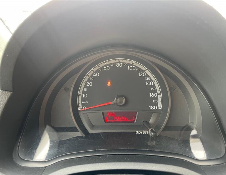 Volkswagen up! Hatchback 999,0 44 kw