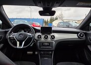 Mercedes-Benz CLA Sedan 1,8 l 100 kw