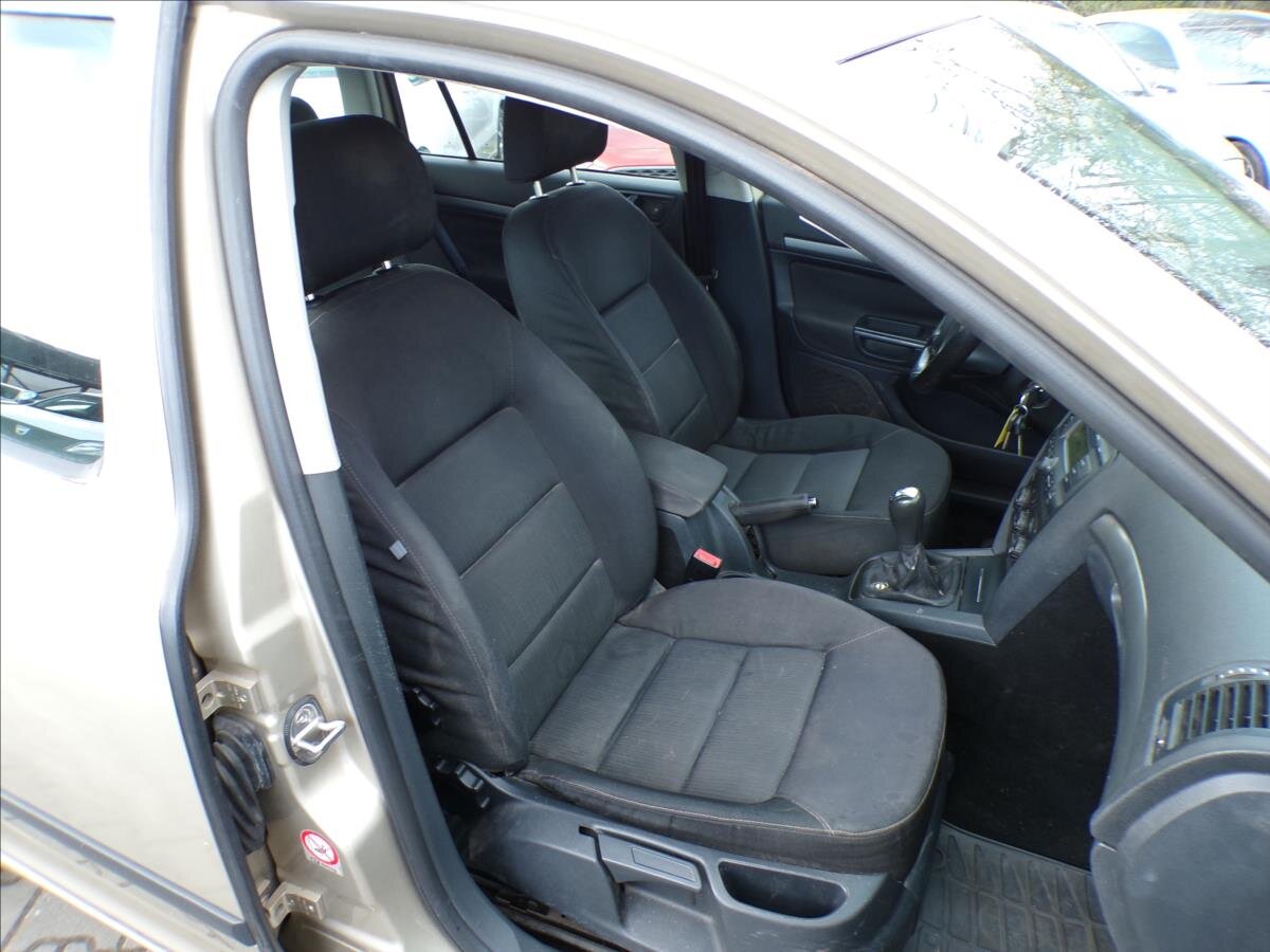 Škoda Octavia Kombi 2,0 l 103 kw