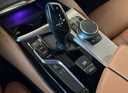 BMW Řada 5 Kombi 3,0 l 195 kw