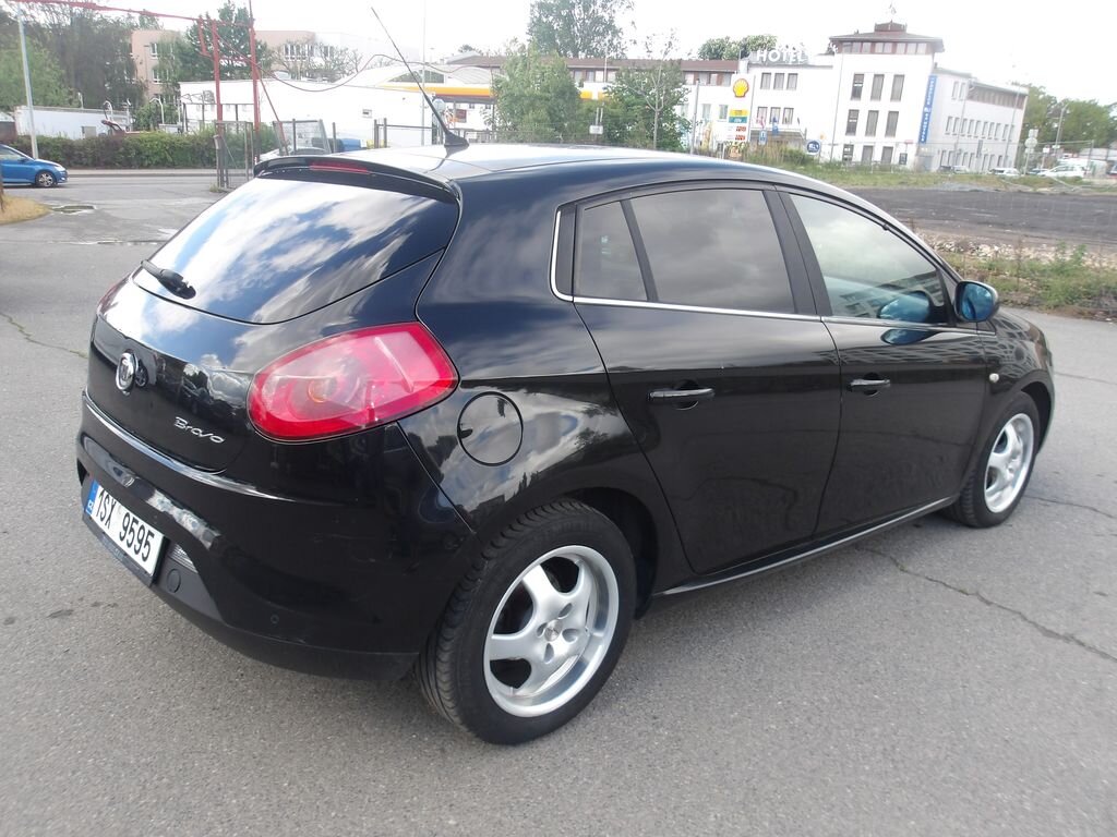 Fiat Bravo Hatchback 1,4 l 88 kw