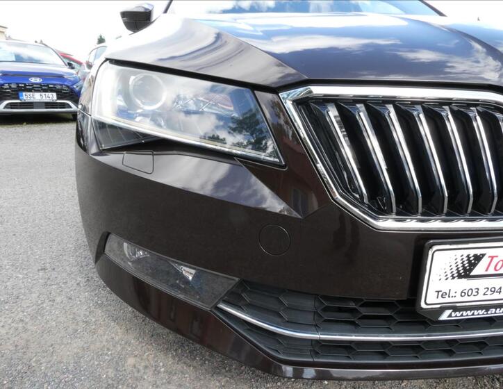 Škoda Superb 5