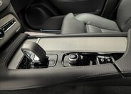Volvo XC90 Ostatní 2,0 l 335 kw