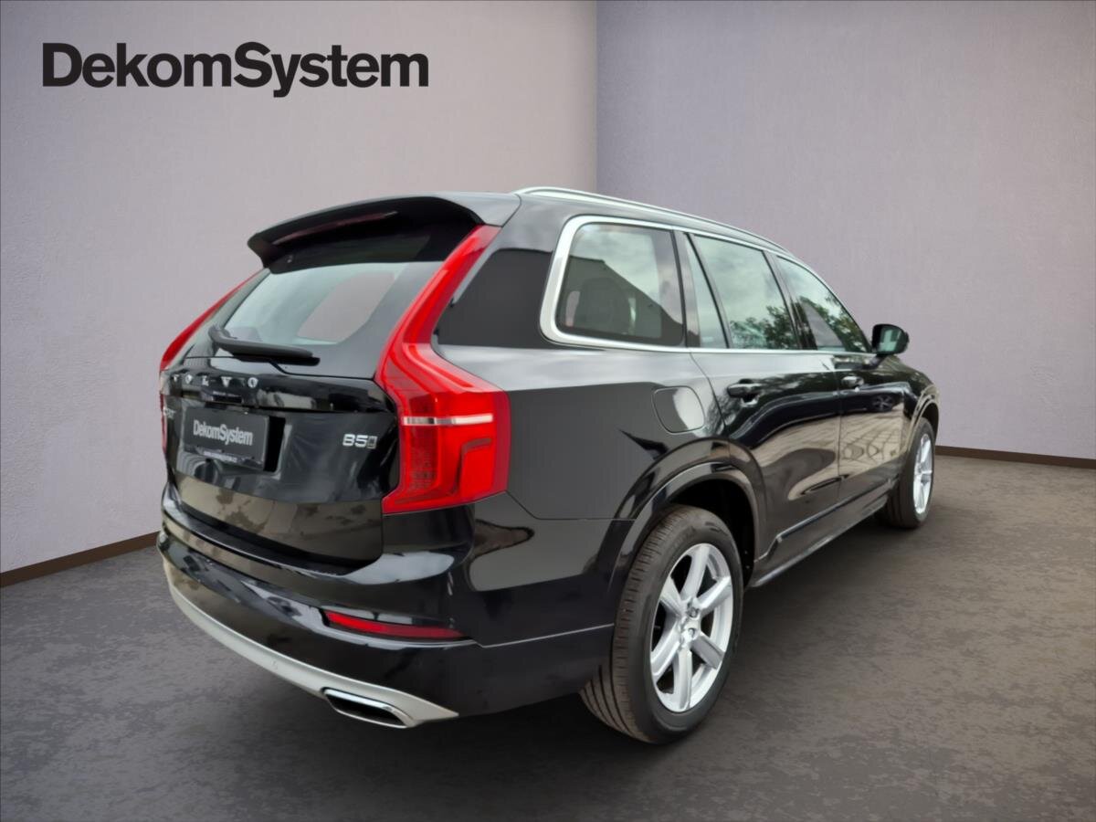Volvo XC90 SUV 2,0 l 173 kw