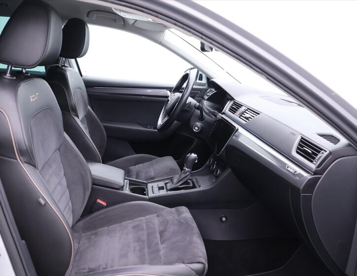 Škoda Superb Kombi 2,0 l 140 kw