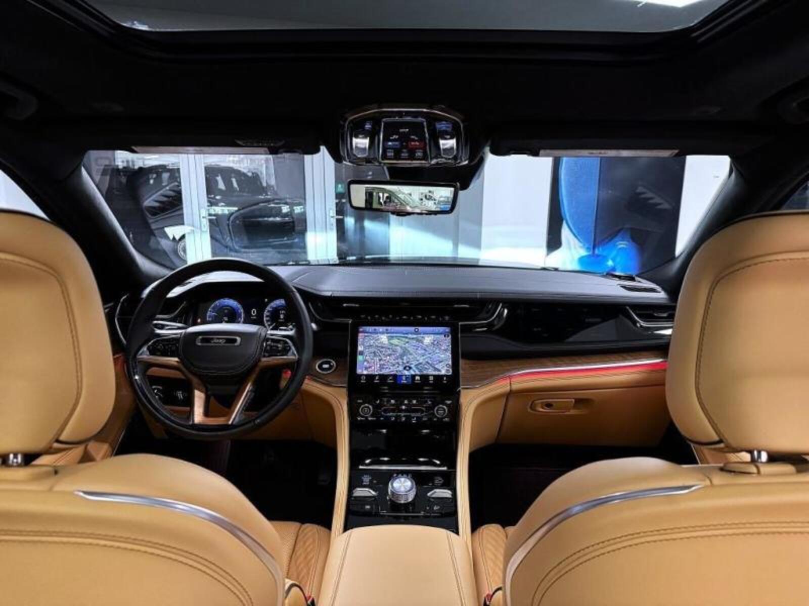 Jeep Grand Cherokee 22