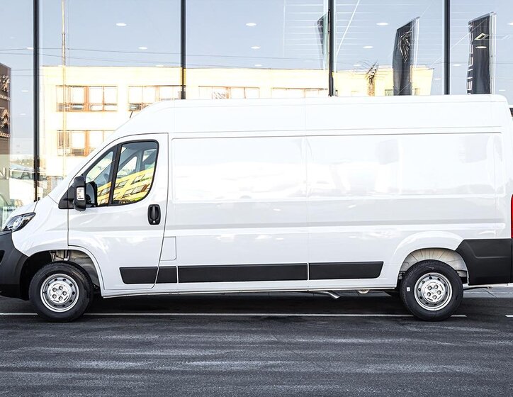 Peugeot Boxer Skříň 2,2 l 130 kw
