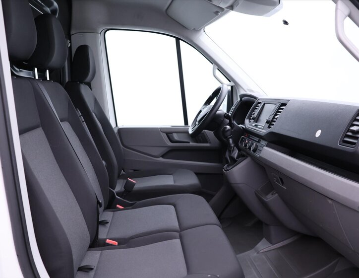 Volkswagen Crafter 12