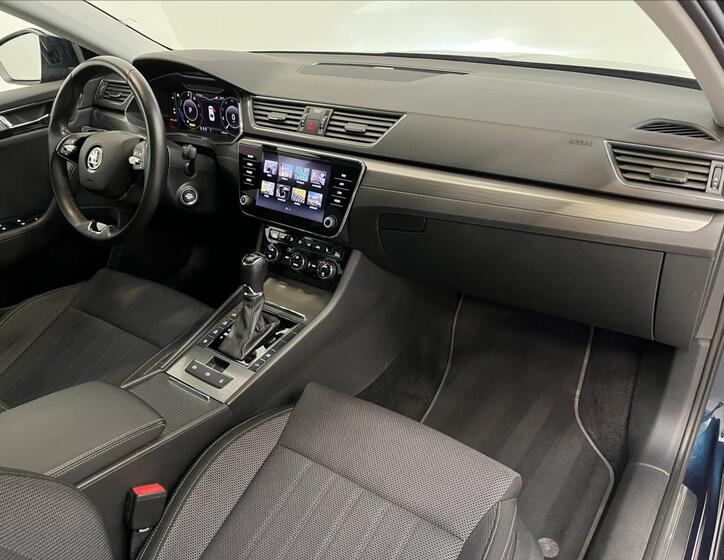 Škoda Superb 24