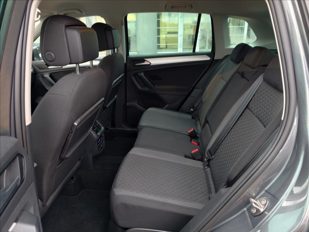 Volkswagen Tiguan SUV 1,5 l 96 kw