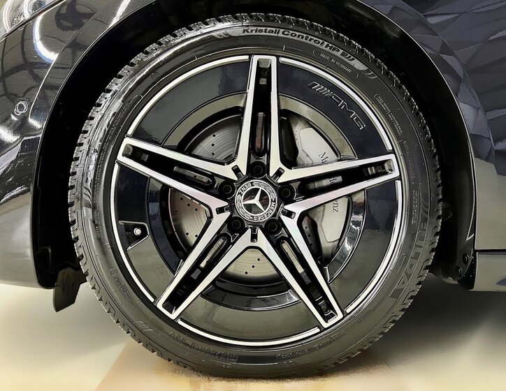 Mercedes-Benz Třídy C Sedan / Limuzína 2,0 l 190 kw