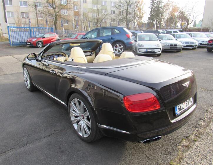 Bentley Continental GTC 4