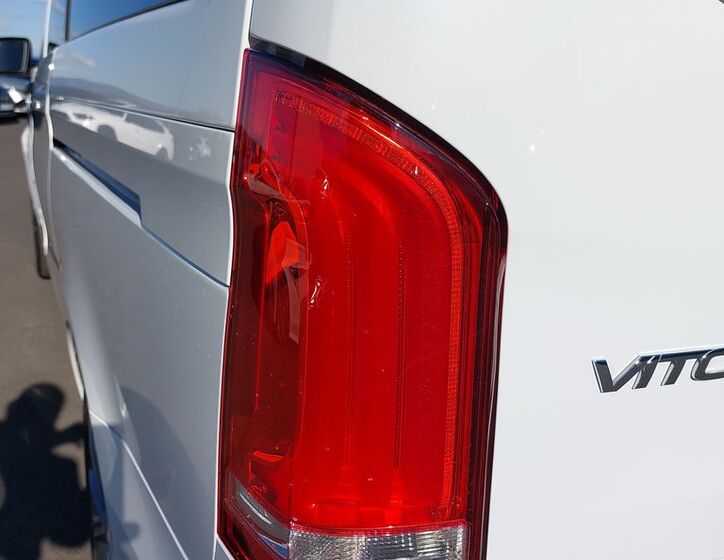 Mercedes-Benz Vito 13