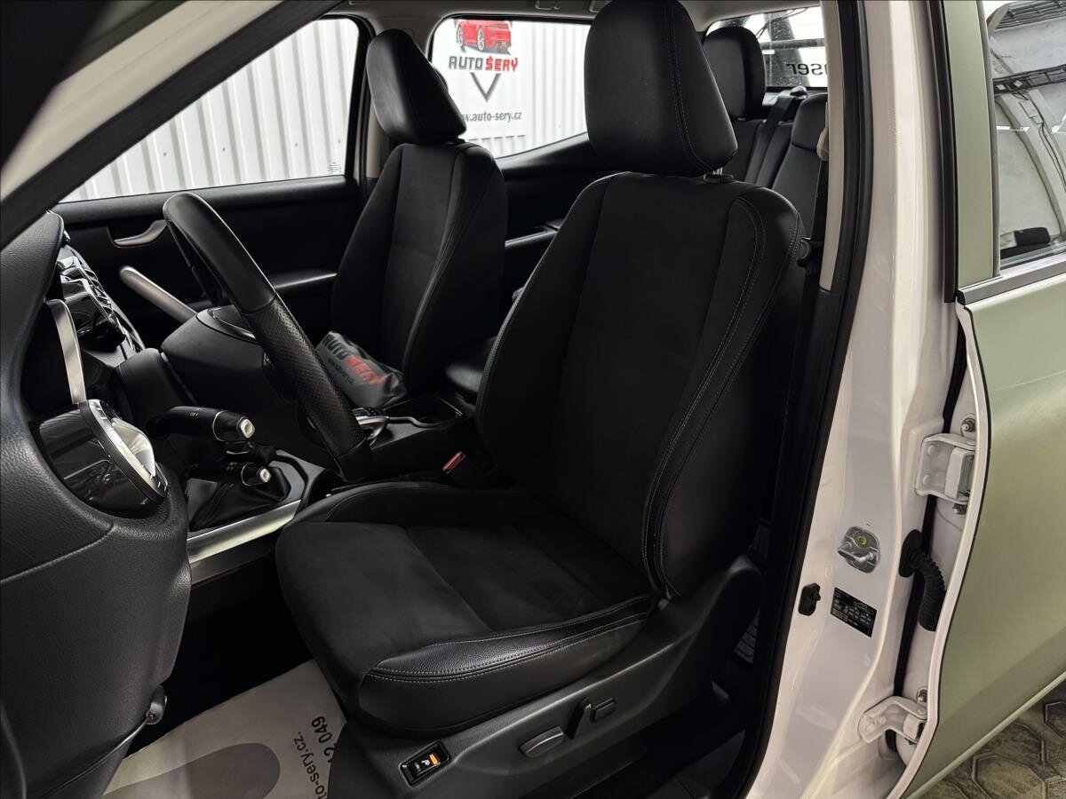 Mercedes-Benz Třídy X Pick-up 2,3 l 120 kw