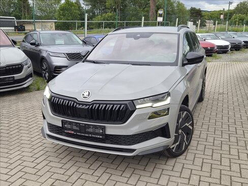 Škoda Karoq SUV / Terénní 1,5 l 110 kw