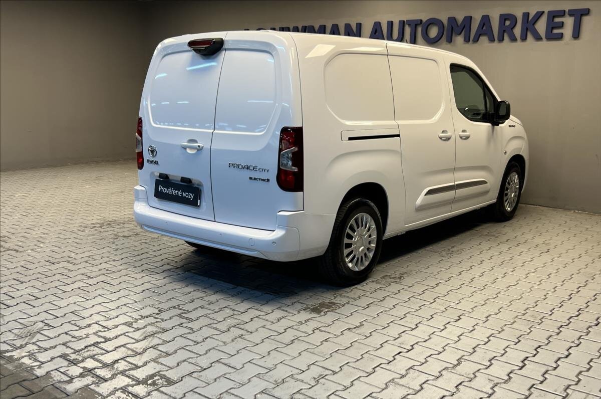 Toyota ProAce City
