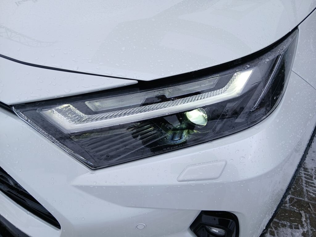 Toyota RAV4 SUV 2,5 l 131 kw