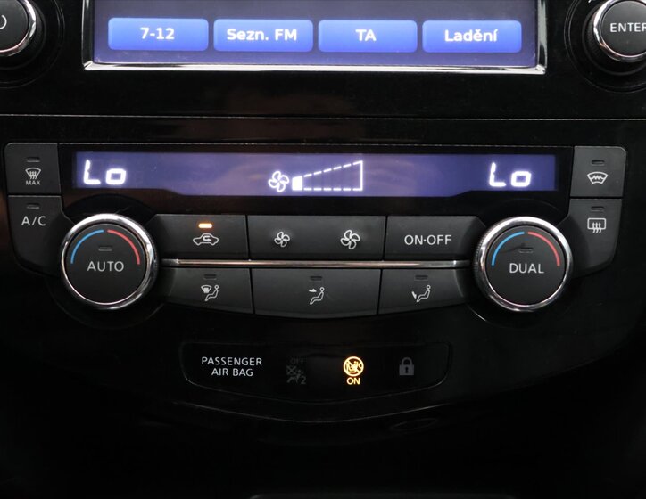 Nissan Qashqai SUV 1,2 l 85 kw