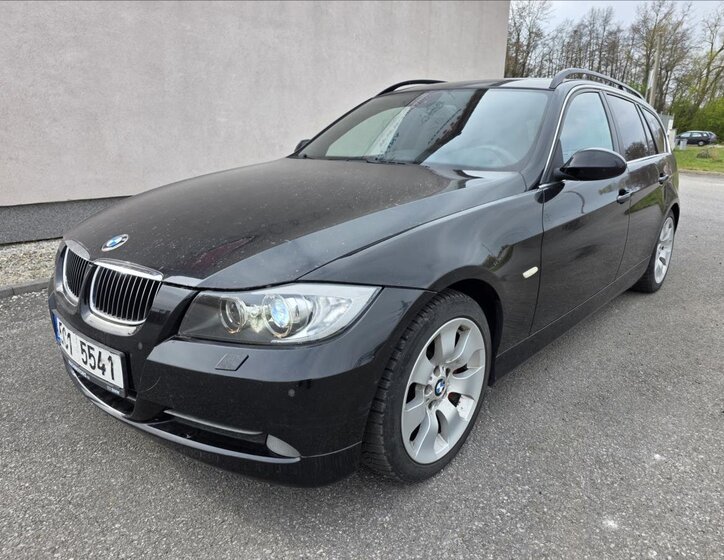 BMW Řada 3 Kombi 3,0 l 170 kw