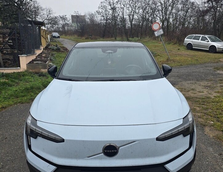 Volvo EX30 SUV 0,0 0