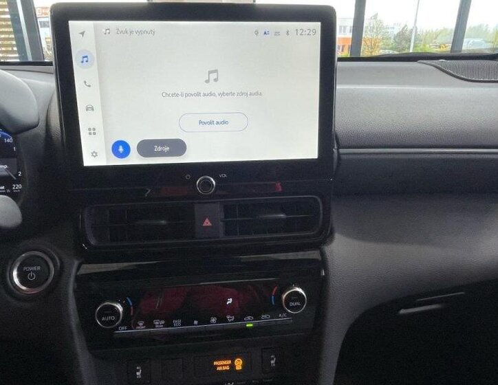 Toyota Yaris Cross SUV 1,5 l 68 kw