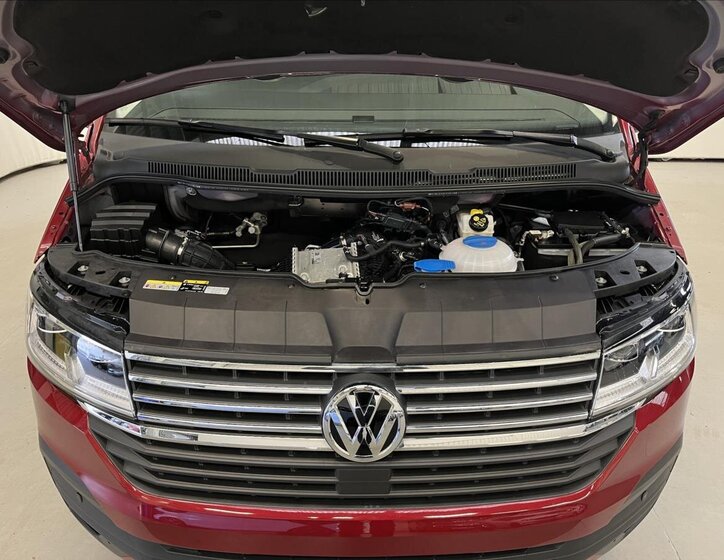 Volkswagen Caravelle Kombi 2,0 l 110 kw