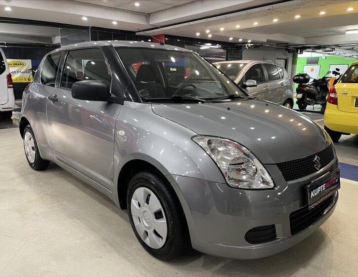 Suzuki Swift Hatchback 1,3 l 67 kw