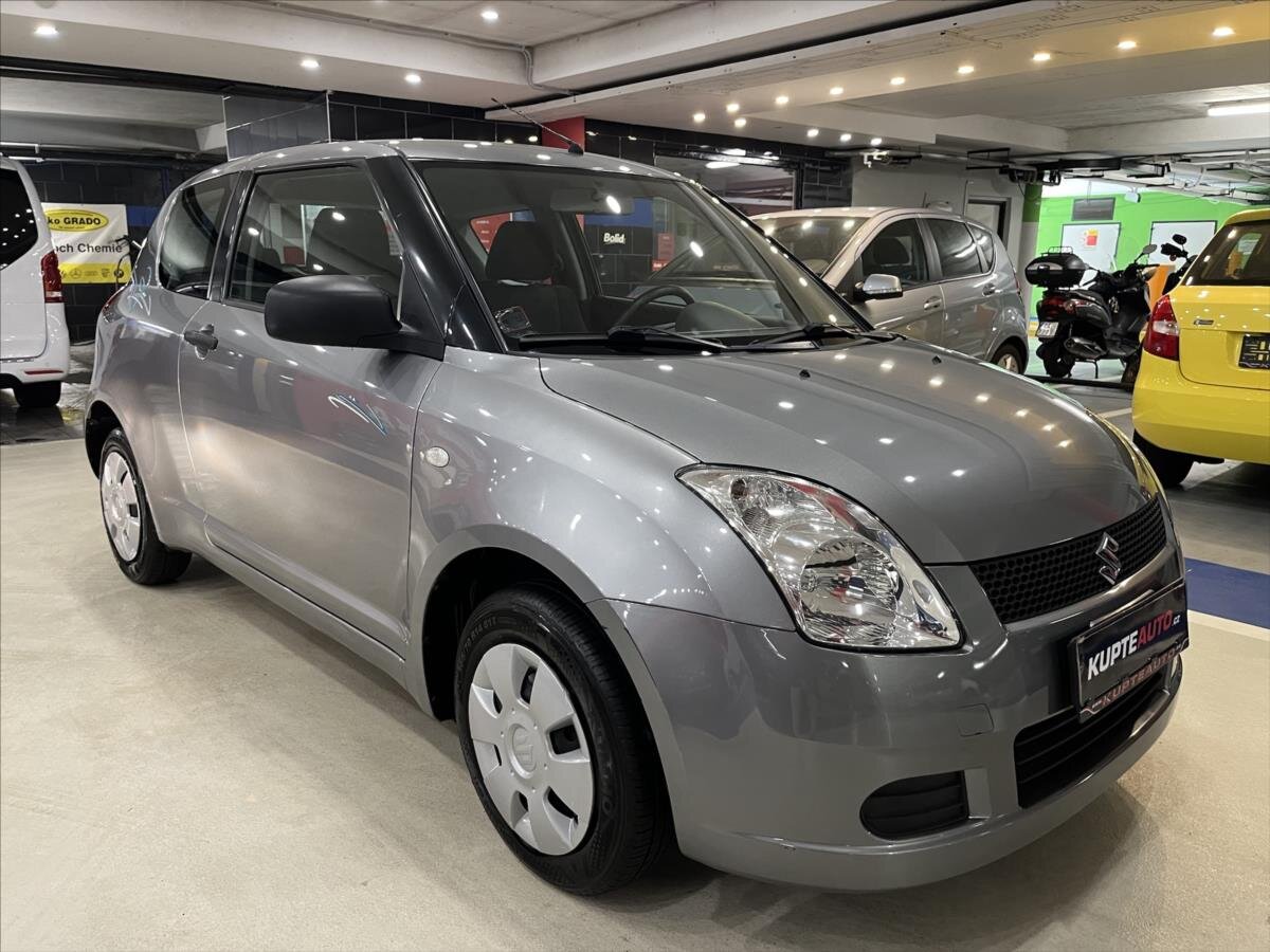 Suzuki Swift Hatchback 1,3 l 67 kw