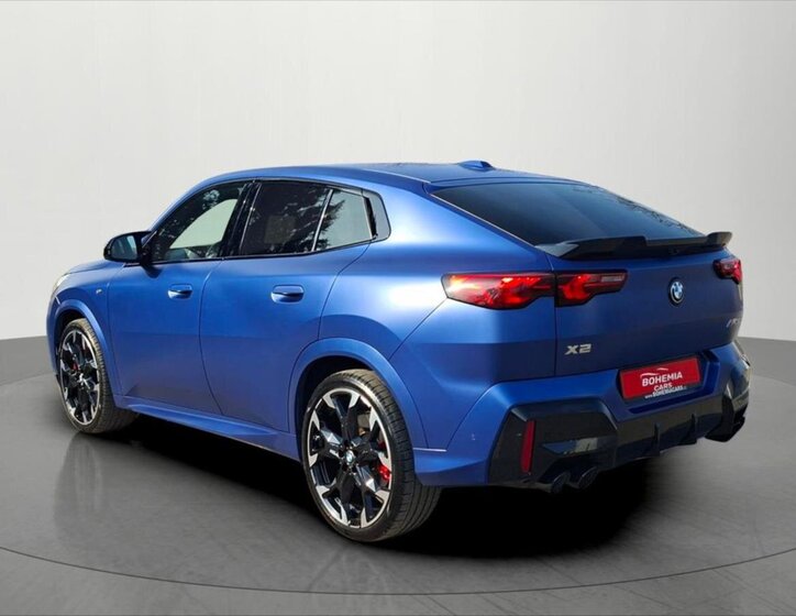 BMW X2 SUV / Terénní 2,0 l 221 kw