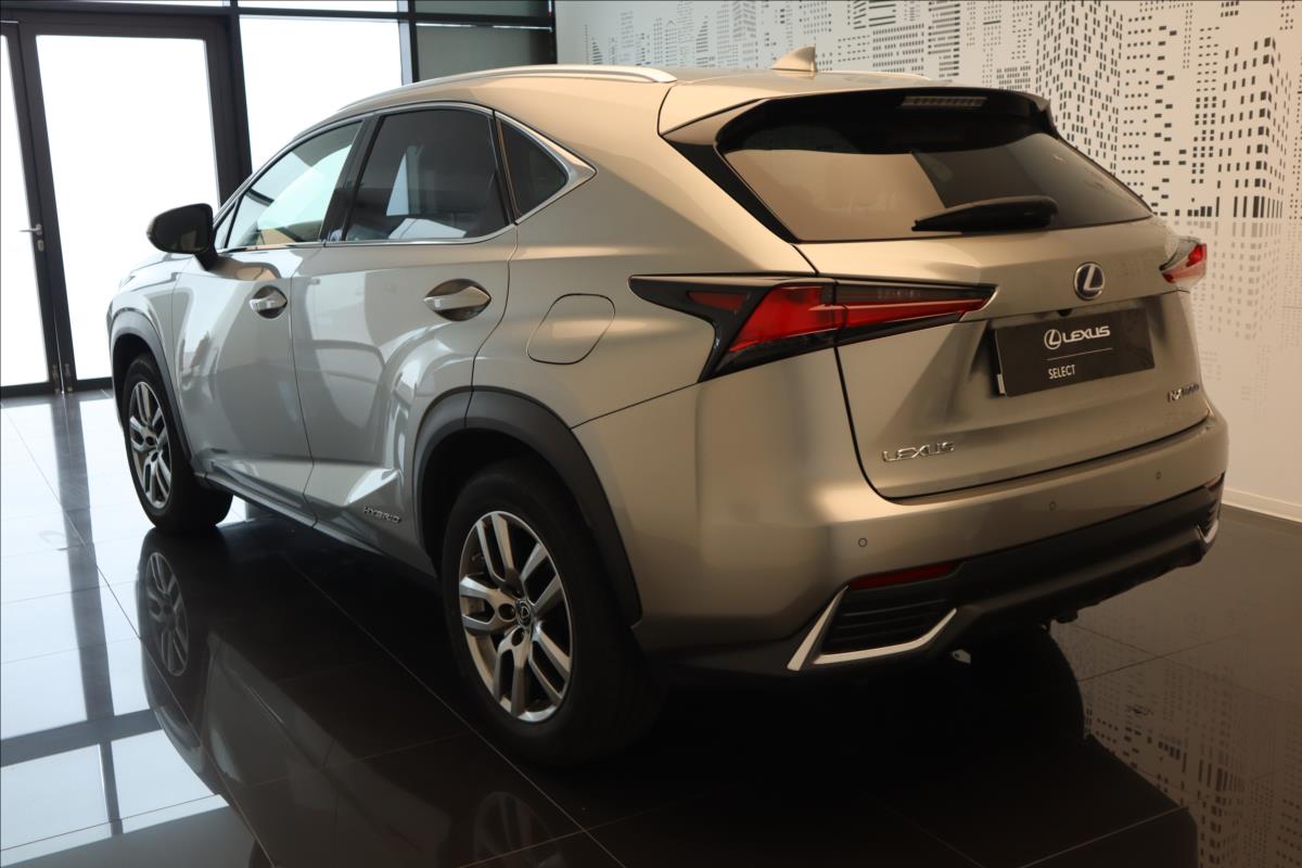 Lexus NX 300h