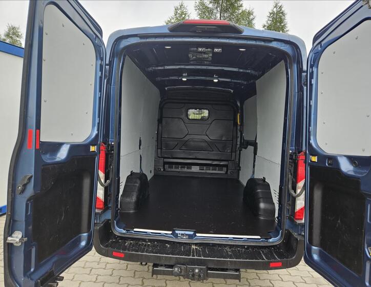 Ford Transit 5