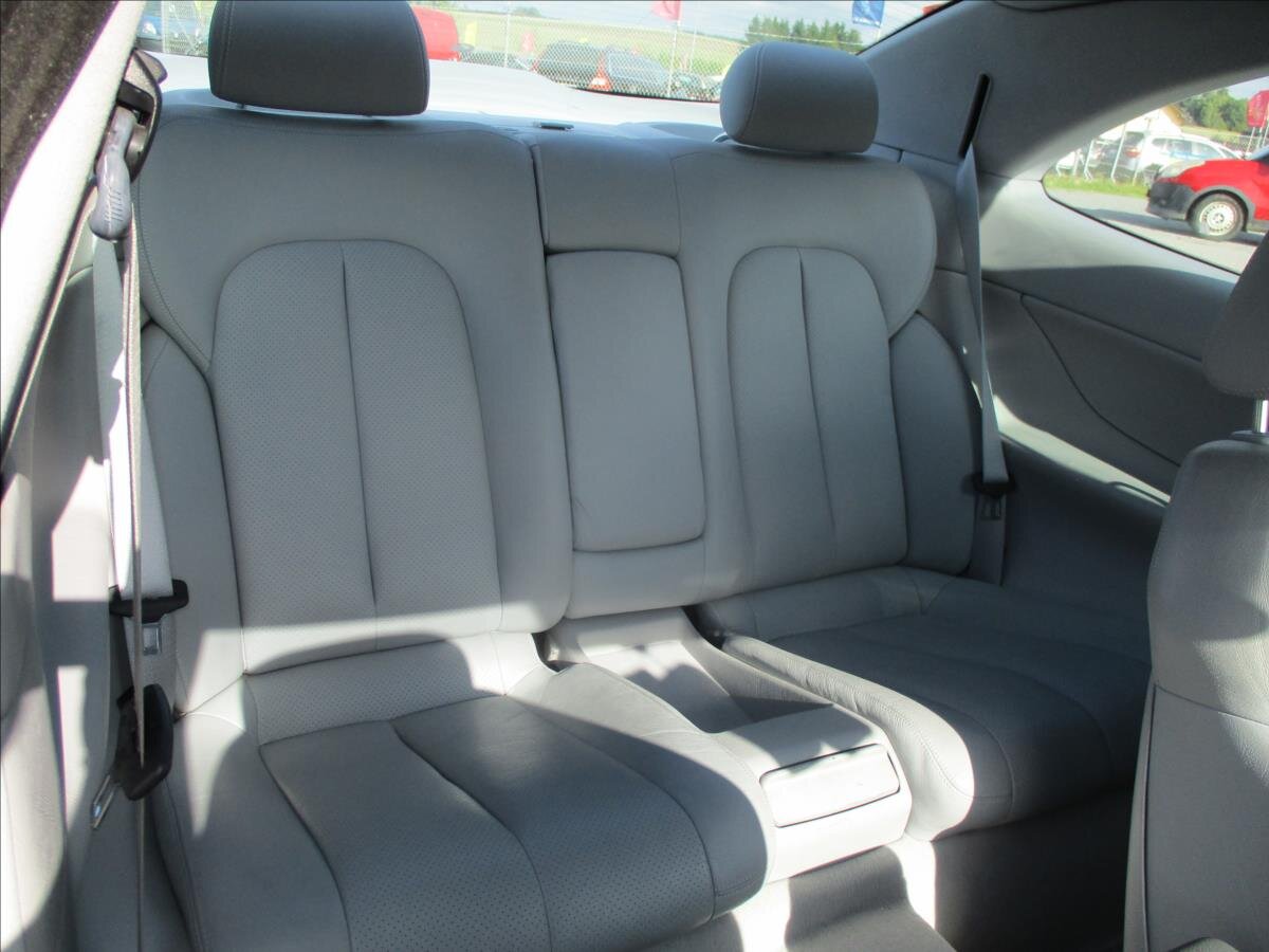Mercedes-Benz CLK Kupé 2,0 l 120 kw