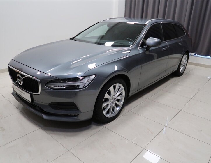 Volvo V90 1