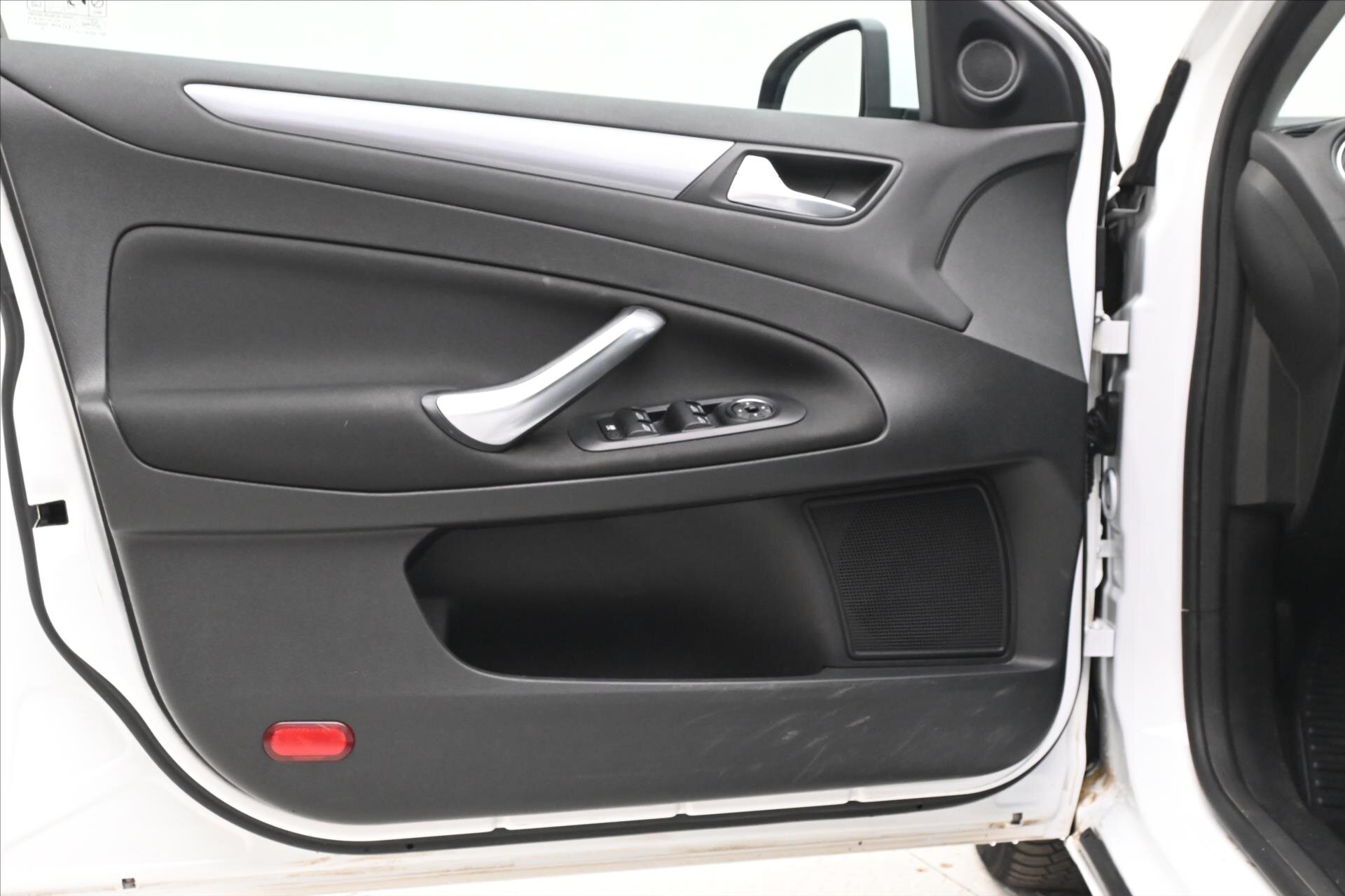 Ford Mondeo Kombi 2,0 l 103 kw