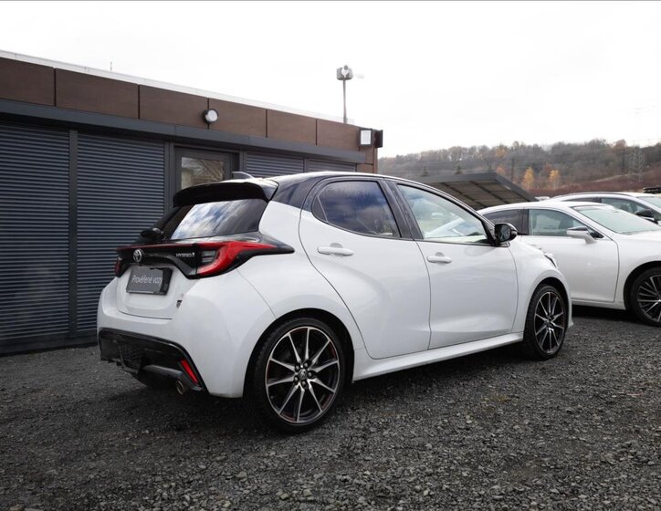 Toyota Yaris Hatchback 1,5 l 68 kw