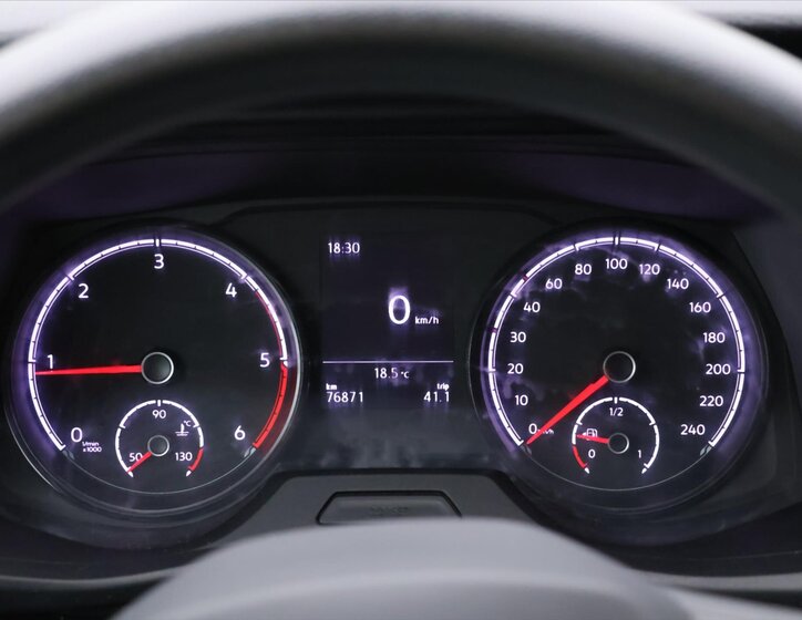 Volkswagen Transporter 15