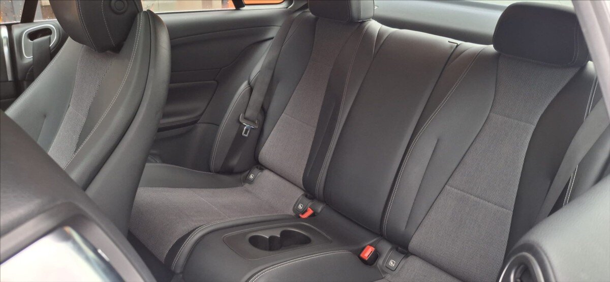 Mercedes-Benz Třídy E Kupé 2,0 l 143 kw