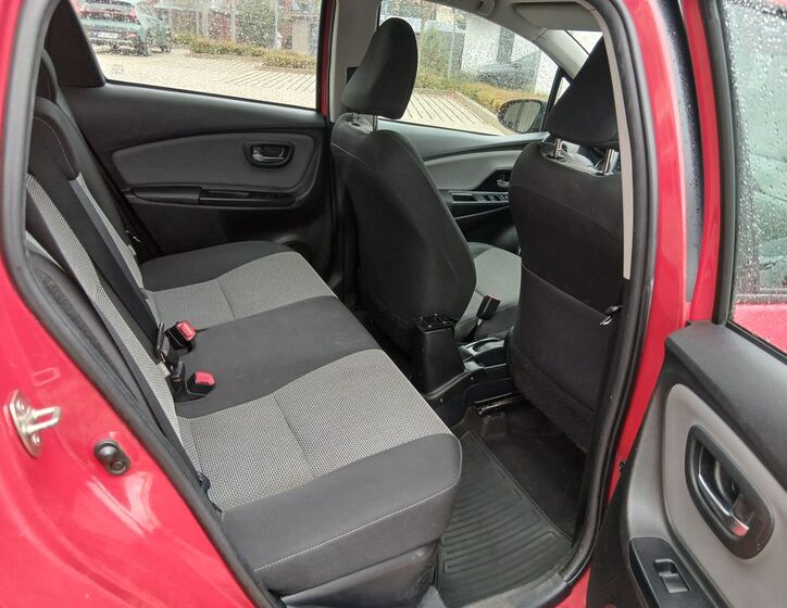 Toyota Yaris 14