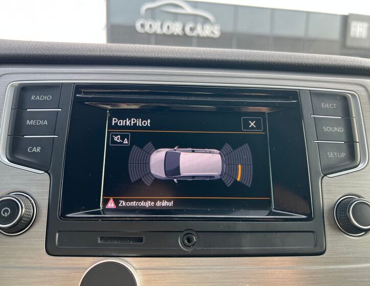 Volkswagen Golf Sportsvan 13