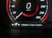 Volvo S90 Sedan / Limuzína 2,0 l 173 kw