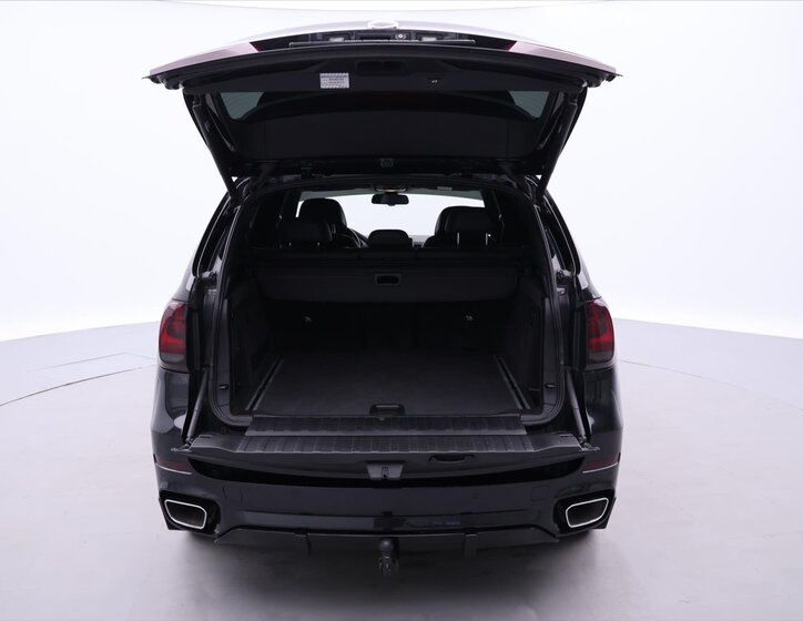 BMW X5 SUV / Terénní 3,0 l 230 kw