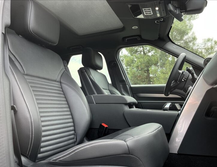 Land Rover Discovery SUV / Terénní 3,0 l 257 kw