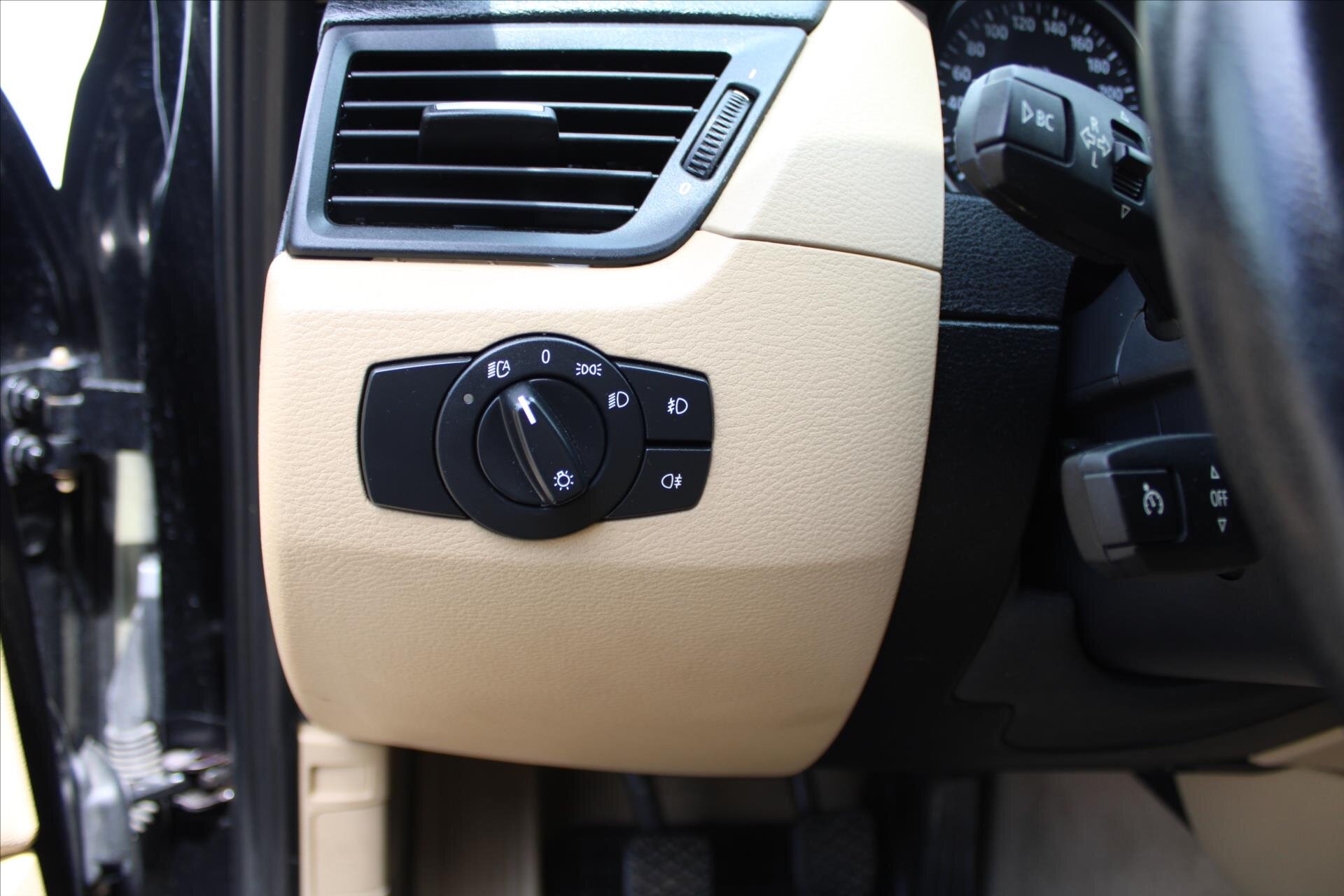 BMW X1 SUV 2,0 l 130 kw