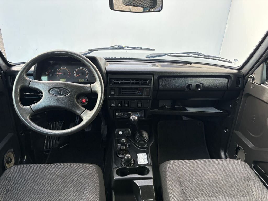 Lada Niva SUV 1,7 l 61 kw