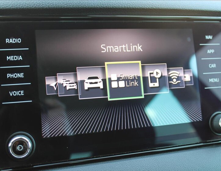 Škoda Karoq SUV / Terénní 1,5 l 110 kw