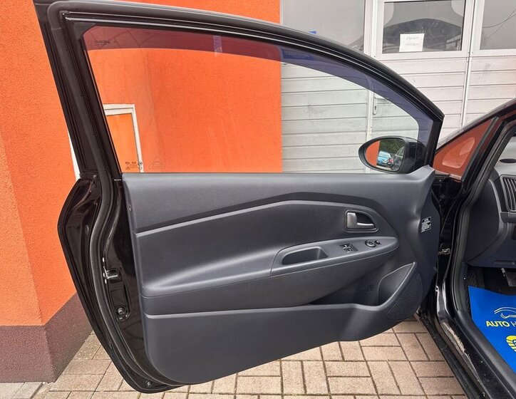 KIA Rio Hatchback 1,1 l 55 kw